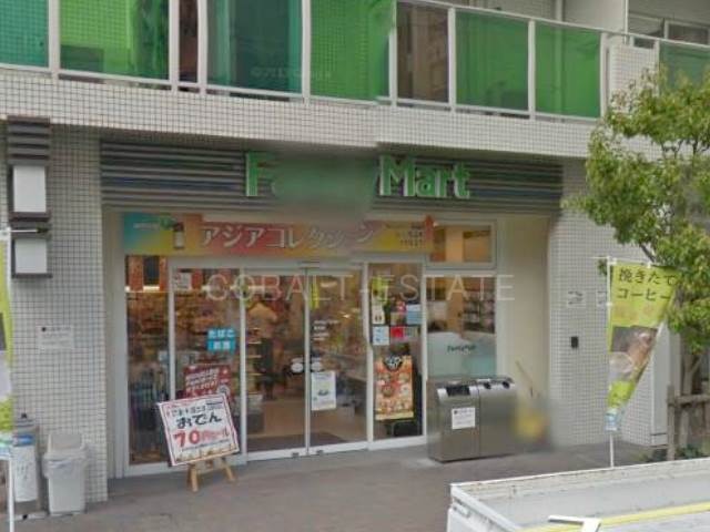 コンビニ