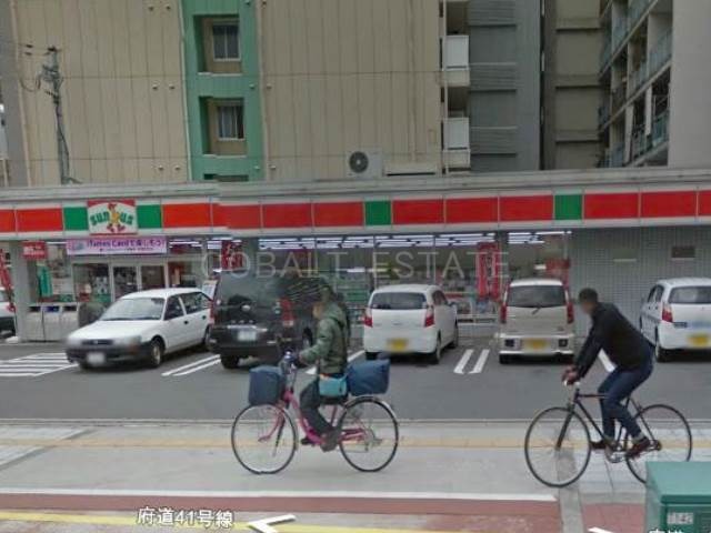 コンビニ